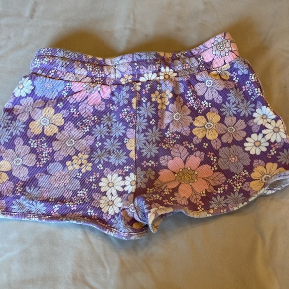 Cotton:On size 4 shorts bundle. Good condition. - Picture 7 of 10